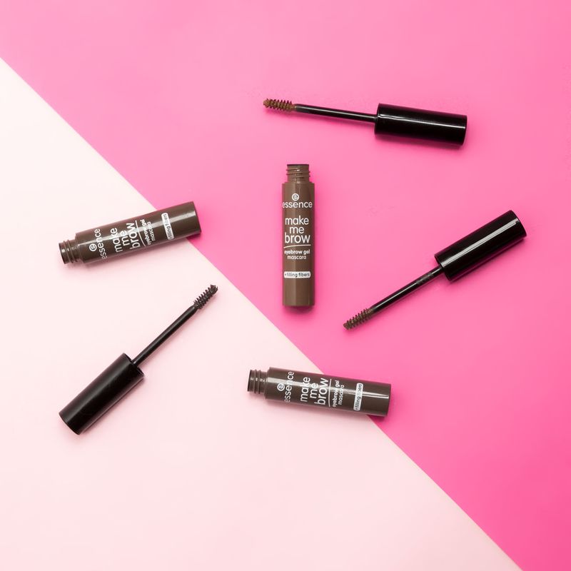essence-pestañina-de-cejas-make-me-brow-ashy-brows-PB0081365-1
