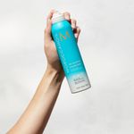 moroccanoil champu seco tonos oscuros melenas oscuras - Belleza Activa