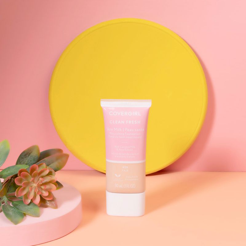 Base-Covergirl-Clean-Fresh-Skin-Milk