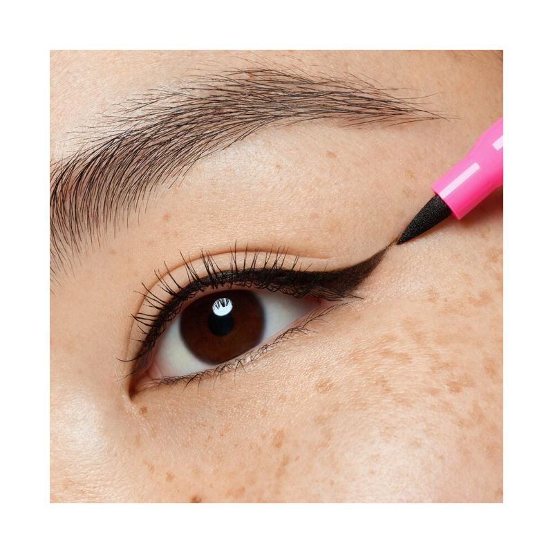 Delineador-Essence-Line-Like-A-Pro-Tono-1-12Ml