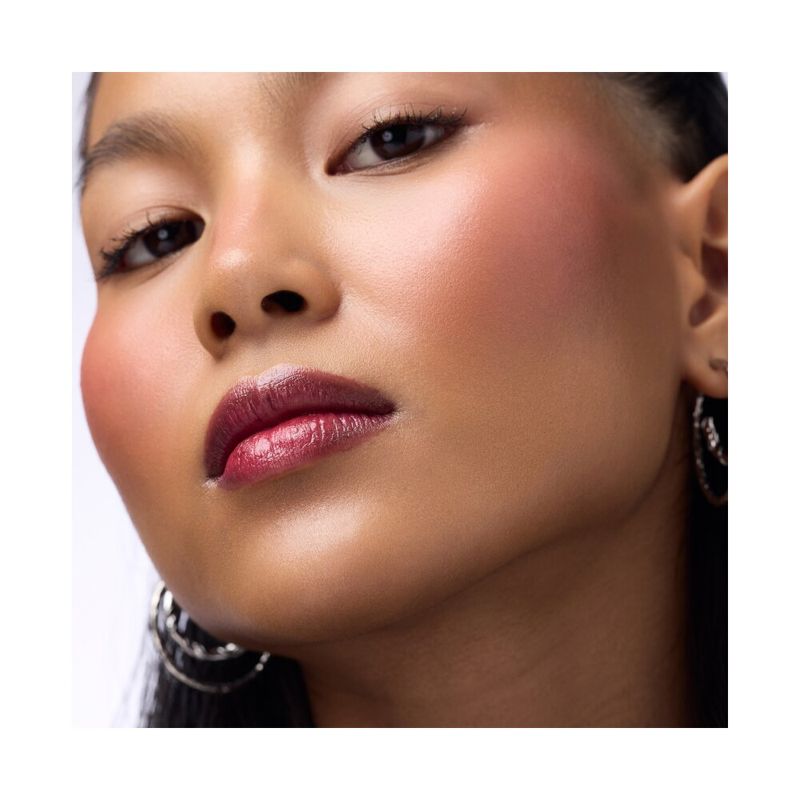 Balsamo-Labial-Catrice-Dark-Ruby-Glow-Tono-010-3.5-Gr
