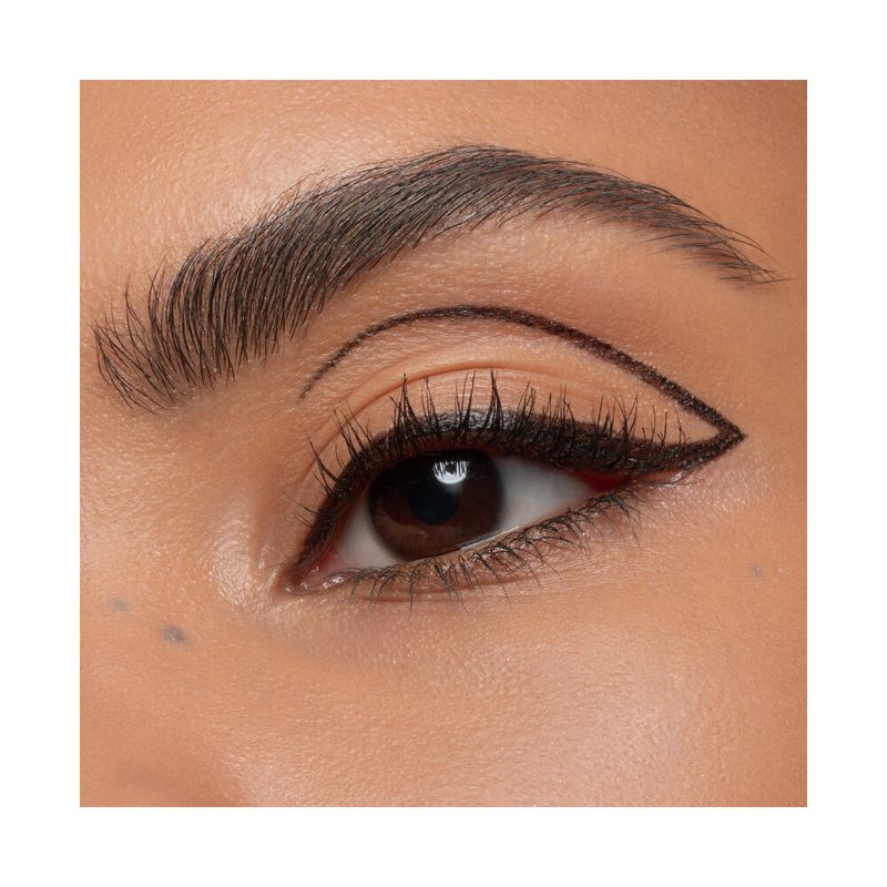 Delineador-Para-Ojos-Essence-Extra-Long-24h-Tono-10-1.1ml