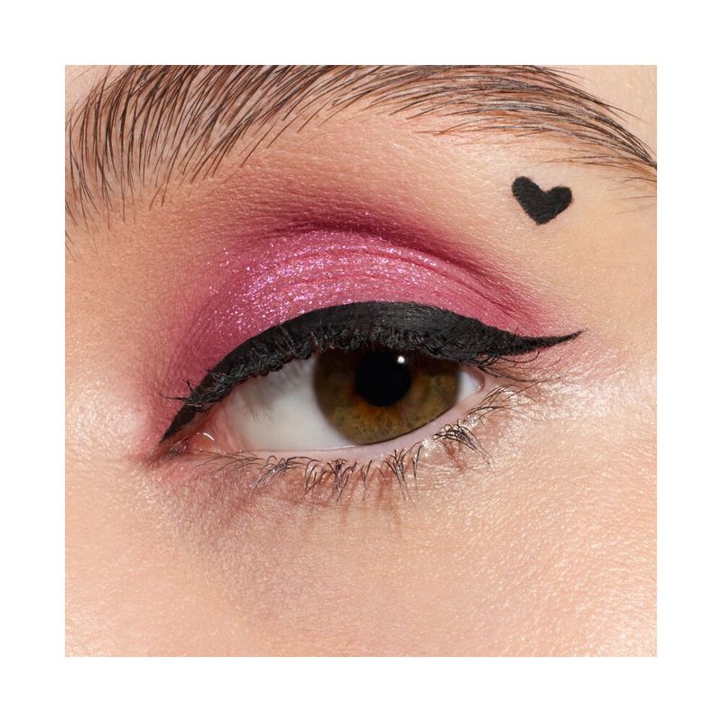Delineador-de-Ojos-Essence-Lash-Princess-Negro-WP-3-Ml