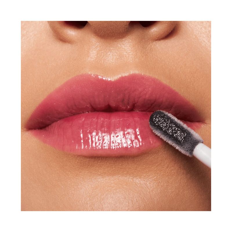 Brillo-Labial-Essence-What-The-Fake-Ex-Plumper-Tono-03-4.2-Ml