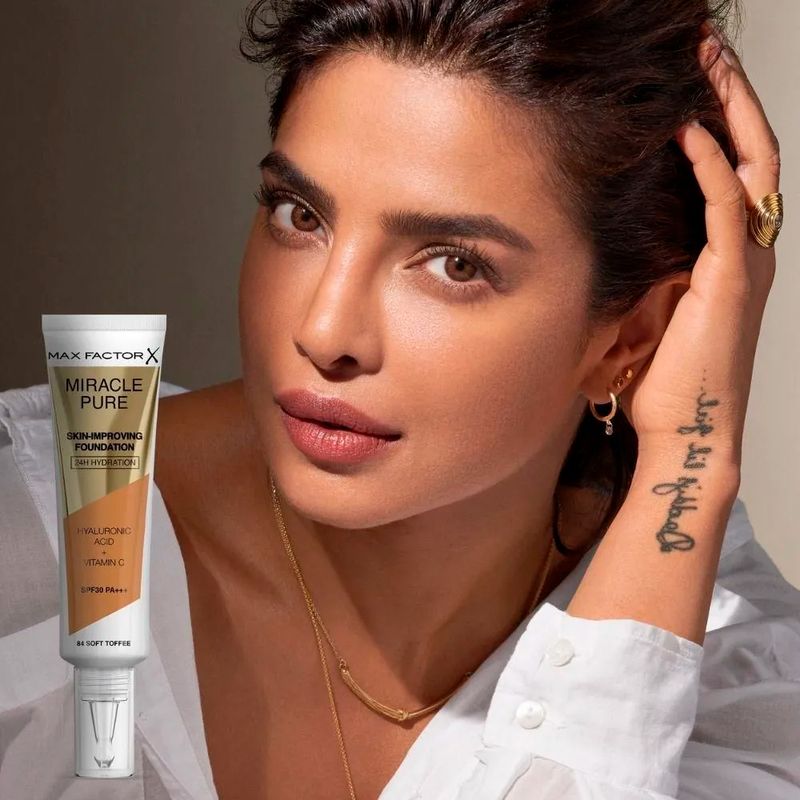 Base-Max-Factor-Miracle-Pure-Tono-Warm-Almond