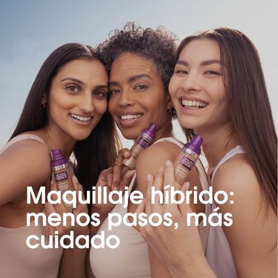 Mujeres mostrando maquillaje